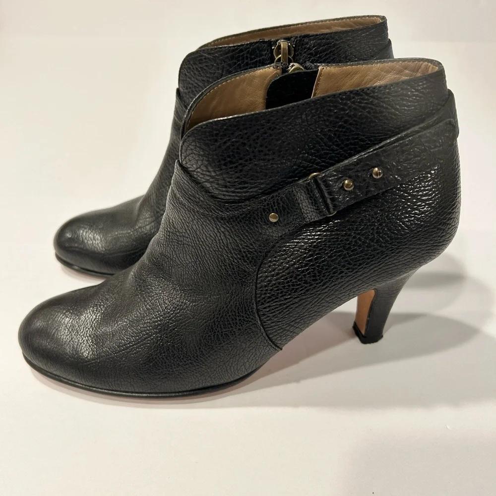 Anyi Lu Black Leather Ankle Booties Dressy Heeled 37.5 Made in Italy‎